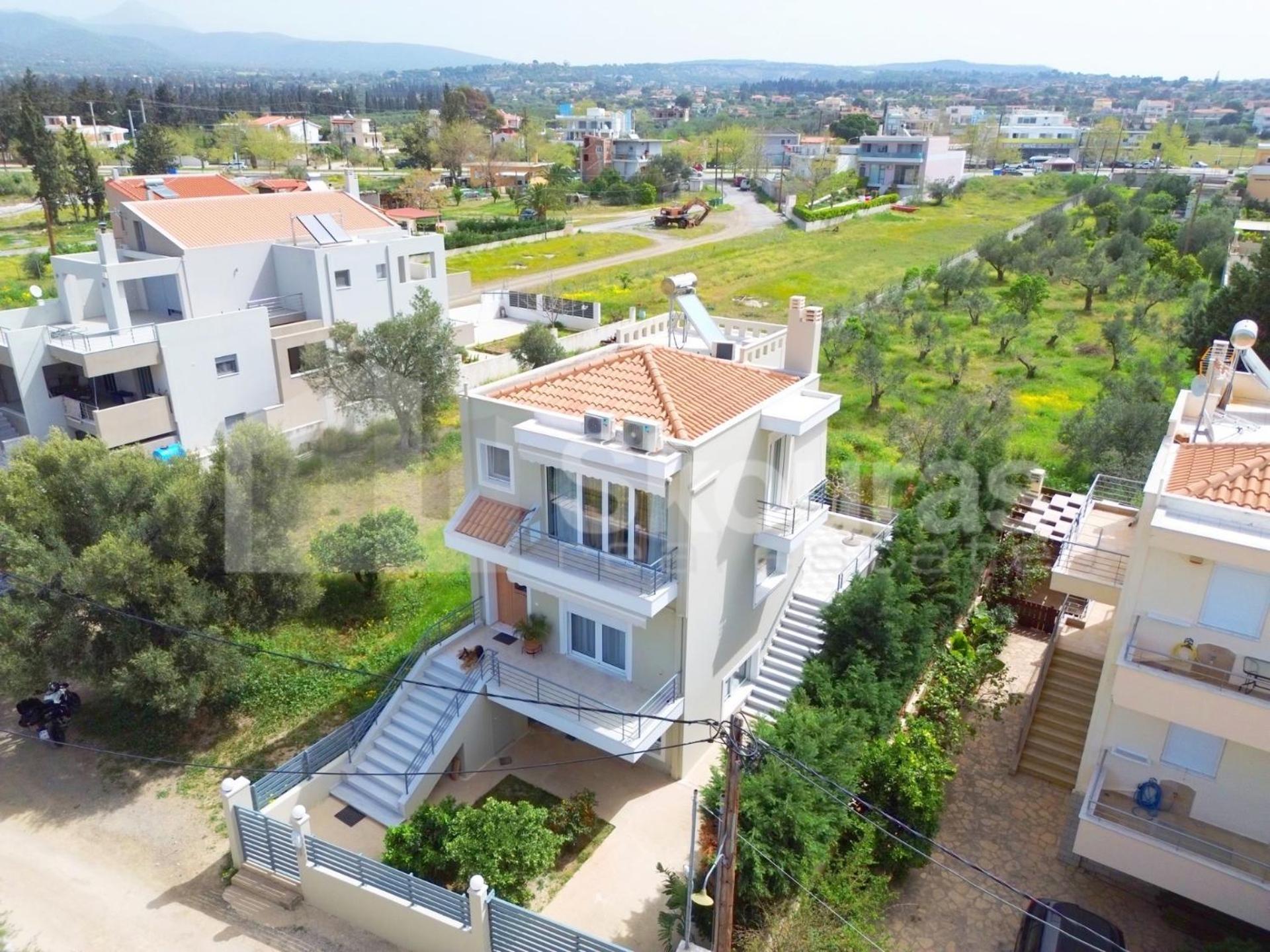 The Bright House A Two-Storey Maisonette In Loutraki Εξωτερικό φωτογραφία